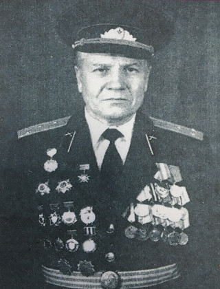 Сенин Владимир Ефимович.